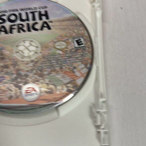 2010 FIFA World Cup South Africa Wii Video Nintendo Game - Picture 4 of 5